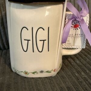 Rae Dunn White Ceramic Mug with Floral Border ‘Gigi’ w/ matching ‘Family’ Frame